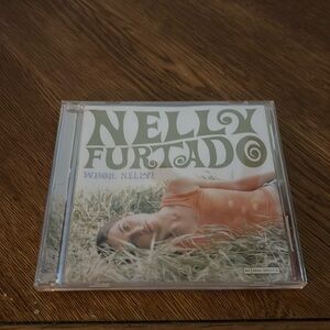 Like New! Nelly Furtado. Whoa Nelly CD